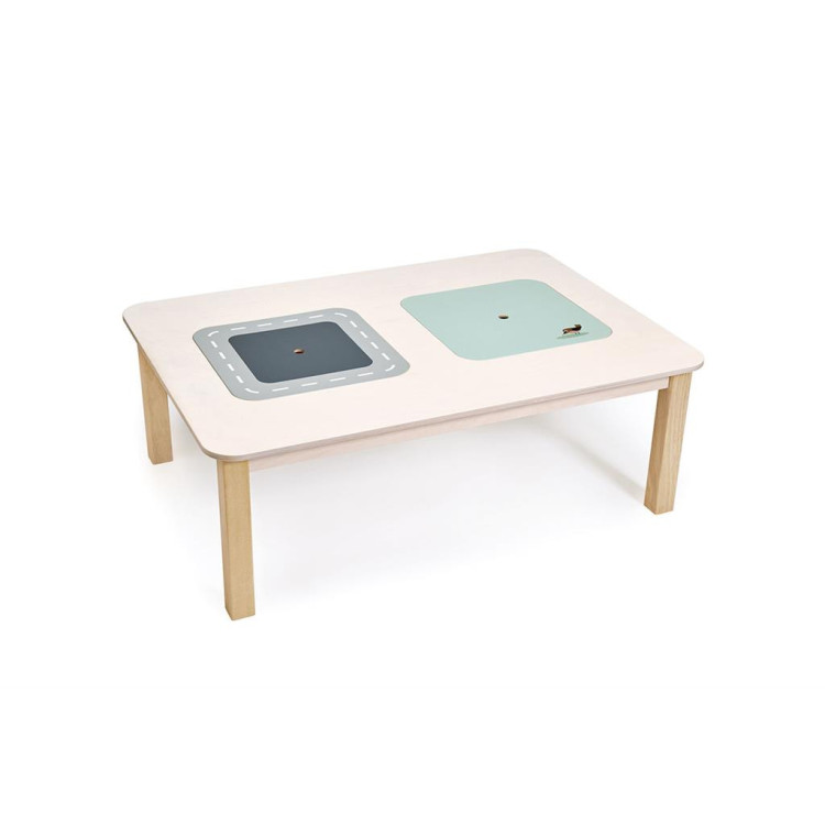CHILDREN'S TABLE FOR FOREST GAME