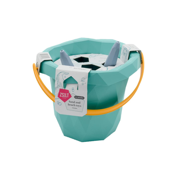 BEACH TOY BUCKET, PASSOIR, SHOVEL AND PLASTIC BOAT
