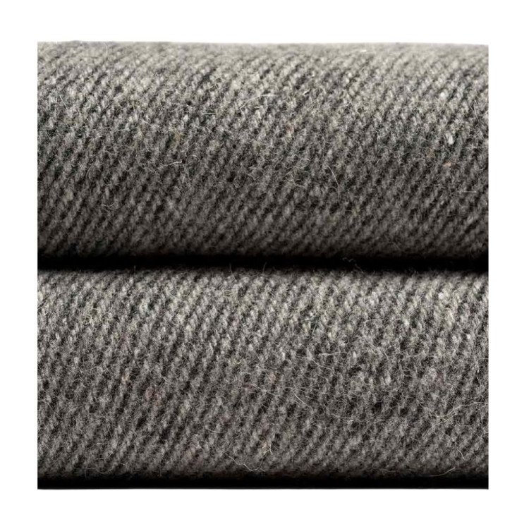COUVERTURE EN LAINE RECYCLEE GRIS