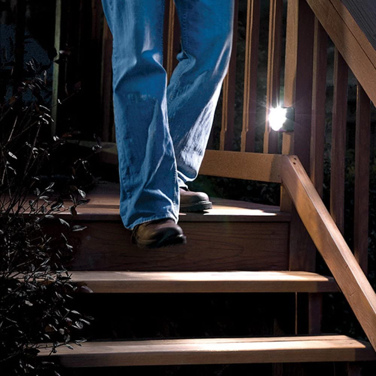 WALL WITH MOVEMENT DETECTOR STEP / DECK NETBRIGHT BROWN