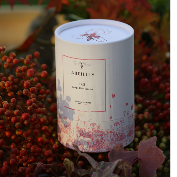 SCENTED CANDLE - FLOWERY GARDEN - IRIS