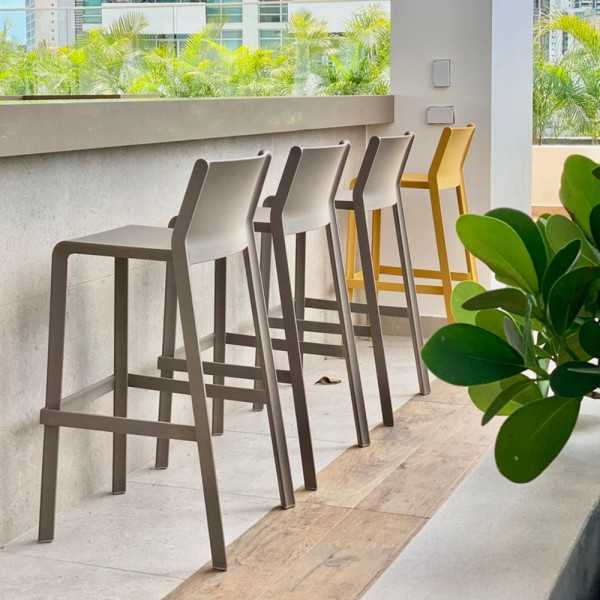 GRAY TRILL STOOL