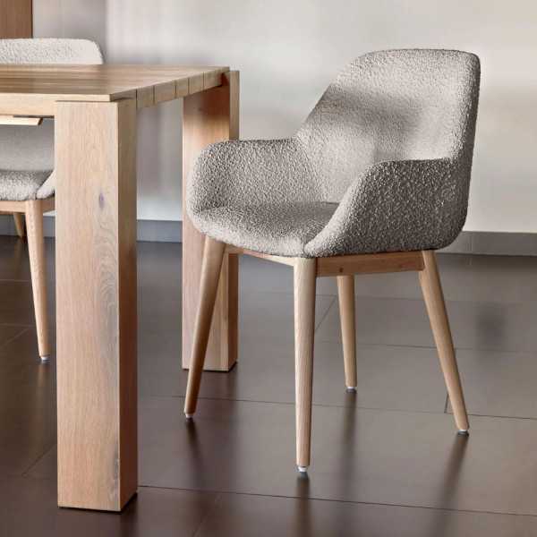 CHAISE KONNA AVEC PIEDS EN BOIS DE FRENE ---- ATTENTION 2 COLIS ----