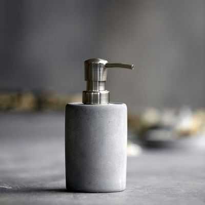 DISTRIBUTEUR DE SAVON CIMENT 2