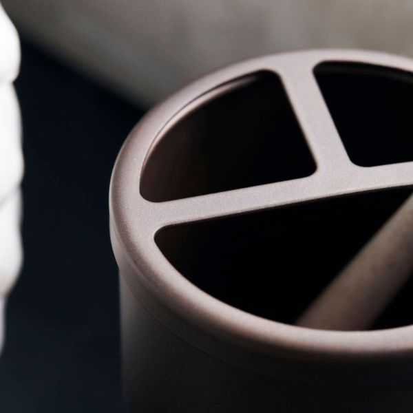 BROWN ALUMINUM BUSH CUP
