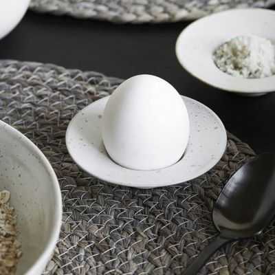 GRAY-WHITE PION EGG CUP X4 2