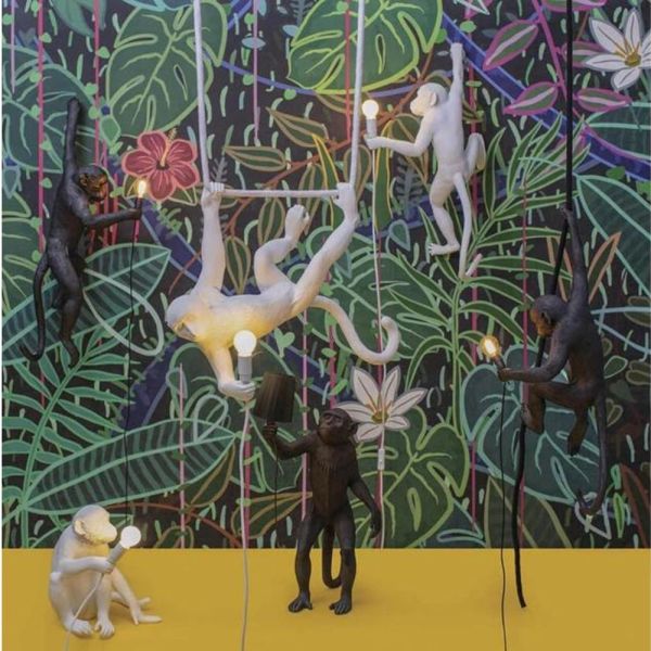 LAMPE DE TABLE SINGE DEBOUT RESINE NOIR