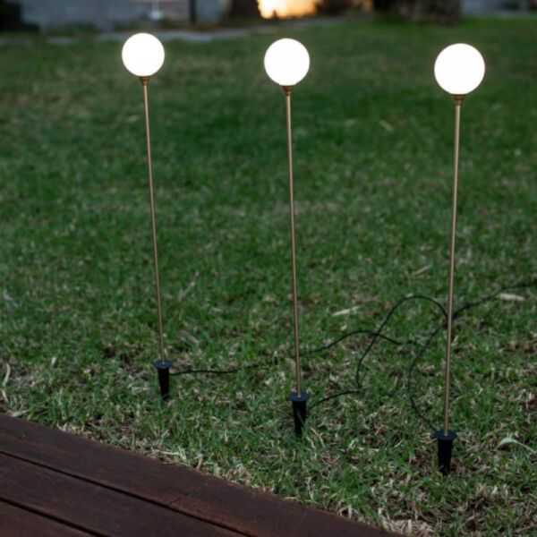BRUNA 80 SOLAR POSTS + BRASS FINISH BATTERY