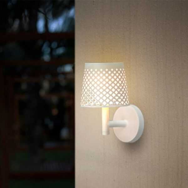 GRETA SOLAR POST + WHITE BATTERY