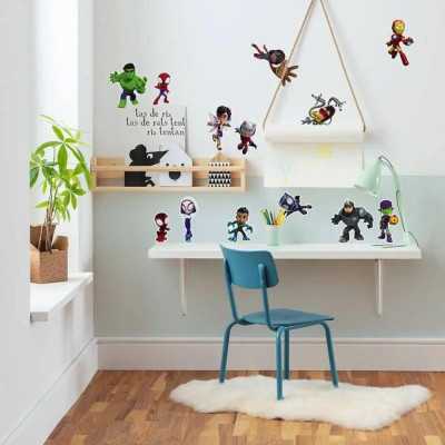 STICKER MURAL ADHESIF ''SPIDEY AND FRIENDS'' 50 X 70 CM