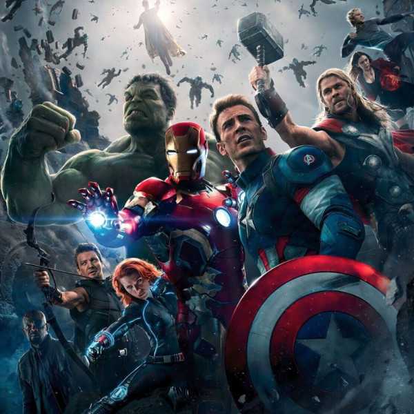 PHOTO MURALE ''AVENGERS AGE OF ULTRON '' 128 X 254 CM