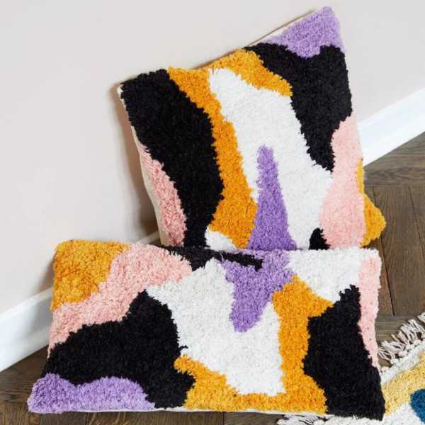 COUSSIN IMPRIME ''PYNTEPUDE'' 45 X 45 CM MULTICOLORE