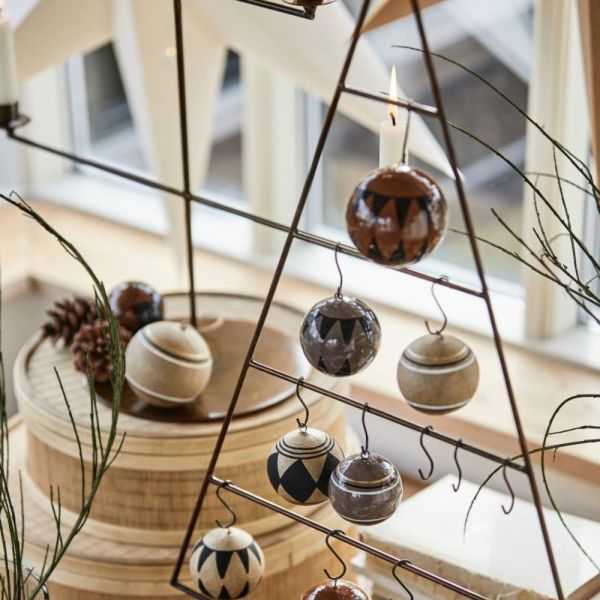 ORNEMENT NOEL 3 MOTIFS PAPIER MACHE BEIGE ET NOIR