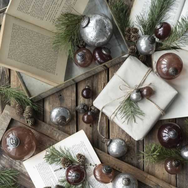SAC AVEC 8 DECORATIONS DE NOEL MINI MARRON RUSTIQUE