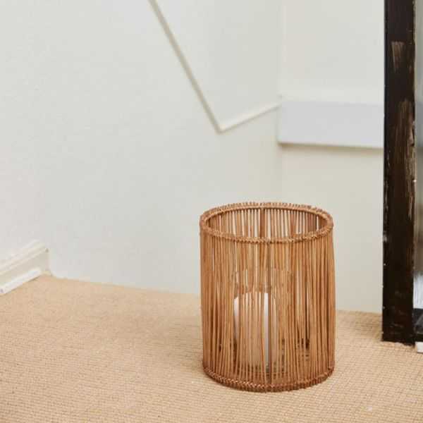 BOUGEOIR ROND EN ROTIN AVEC INSERT EN VERRE
