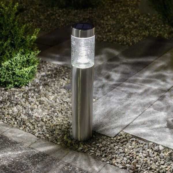 BORNE A ENERGIE SOLAIRE INOX