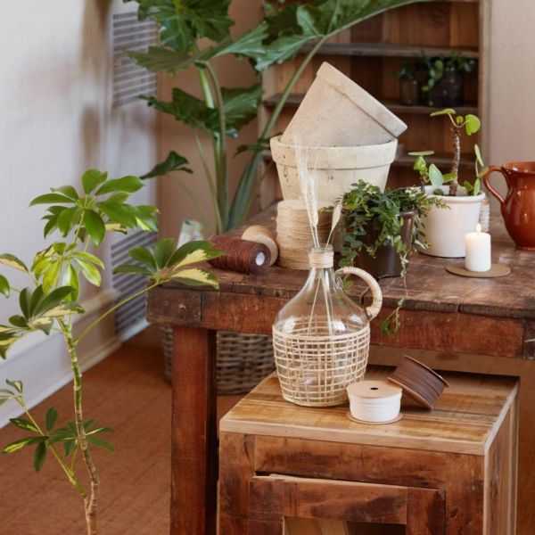 BOUTEILLE EN VERRE AVEC TRESSE EN ROTIN NON FOOD