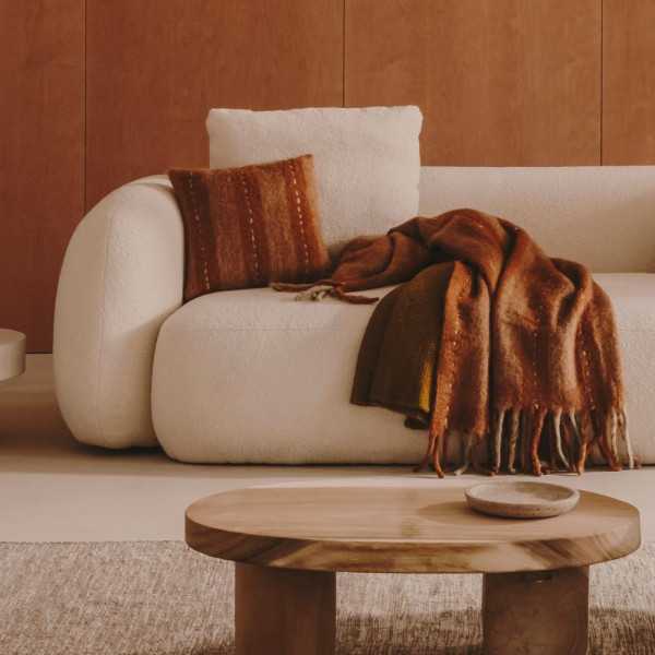 TABLE BASSE MOSI EN BOIS DE MUNGUR 90 X 60 CM