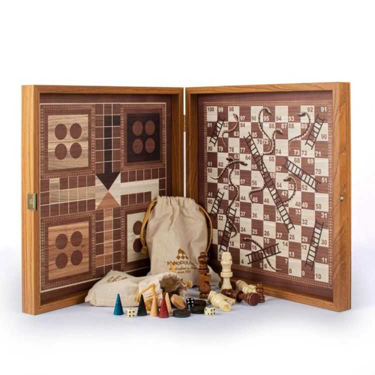 JEU 4 EN 1 ECHECS/BACKGAMMON/LUDO/SERPENTS