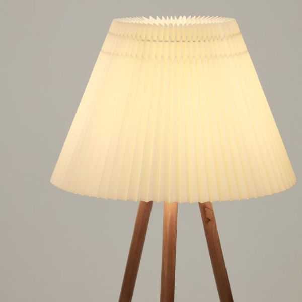 LAMPADAIRE BENICARLO 160 CM BOIS D HEVEA BEIGE