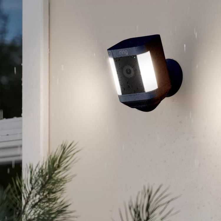 CAMERA POUR EXTERIEUR SPOTLIGHT CAM PLUS AVEC BATTERIE NOIR