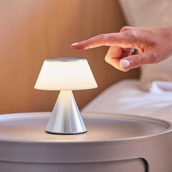 LAMPE LED PORTABLE LUMA M ALUMINIUM POLI