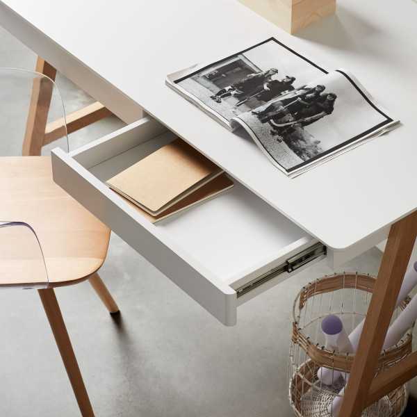 MESA DYANA EM MDF LACADO BRANCO E...