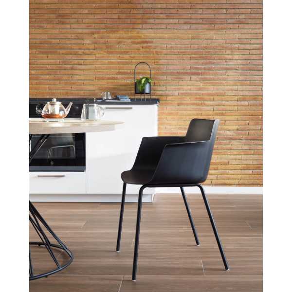 CHAIR WITH ARMRESTS HANNIA BLACK
