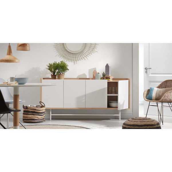 CHART RATTAN CHAIR AND STEEL LEGS...
