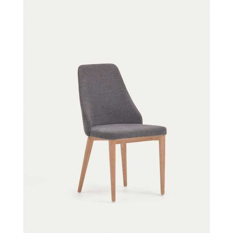 CHAISE ROSIE EN CHENILLE GRIS FONCÉ ET PIEDS EN BOIS DE FRÊNE NATUREL