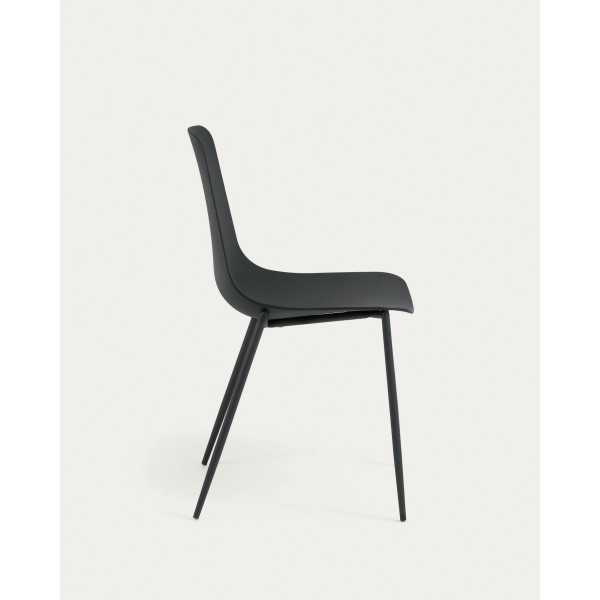 WHATTS BLACK CHAIR