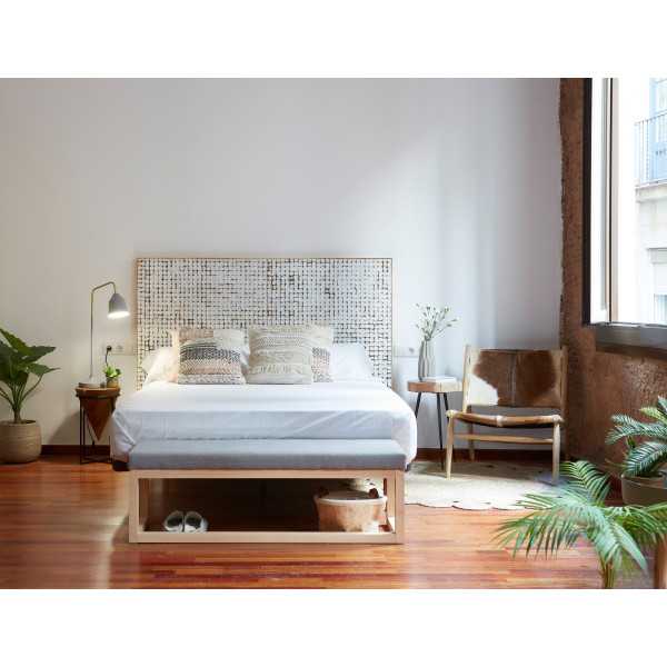 EIDER SIDE TABLE IN ACACIA WOOD AND...