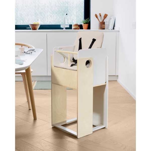 NUUN OBSERVATION TOWER IN BIRCH PLYWOOD