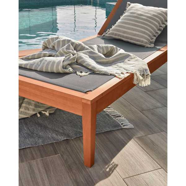 CATERIN GREEN SUNLOUNGER MADE OF 100%...