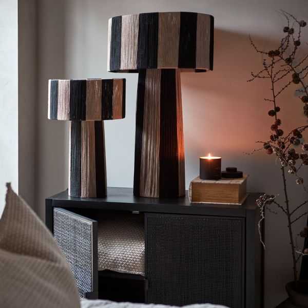 LAMPE DE TABLE JULLAN L NOIR ET NATURE
