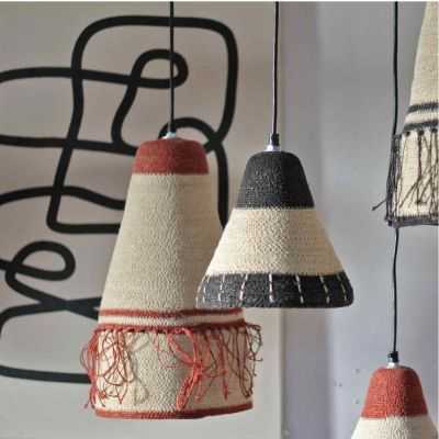 SUSPENSIONPRIMITIVE NATURELLE NOIR 2