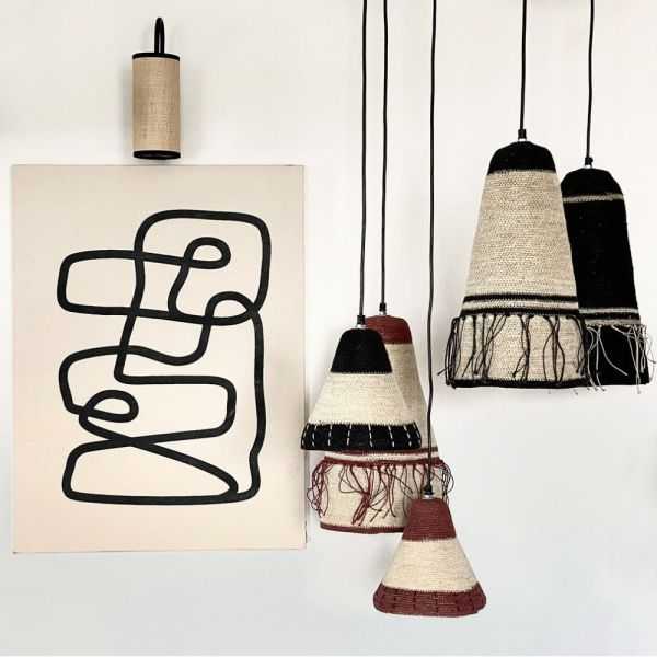SUSPENSIONPRIMITIVE NATURELLE NOIR