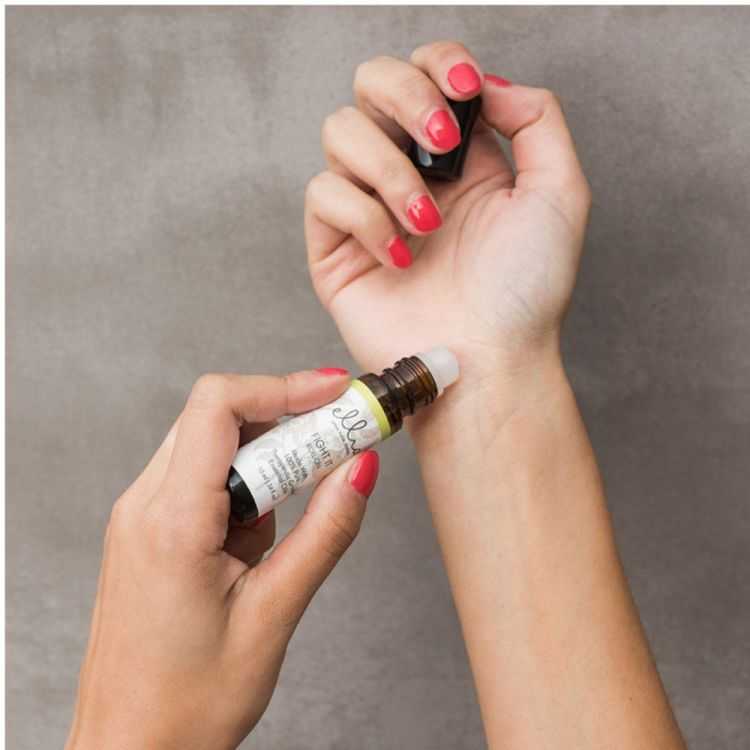 HUILE ESSENTIELLE ROLL-ON 10ML FIGHT IT