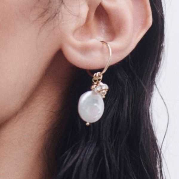 FAUX PIERCING PEARL GLOW