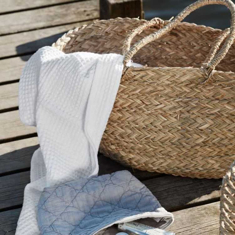 BOLSA DE PRAIA CÔNICA EM SEAGRASS