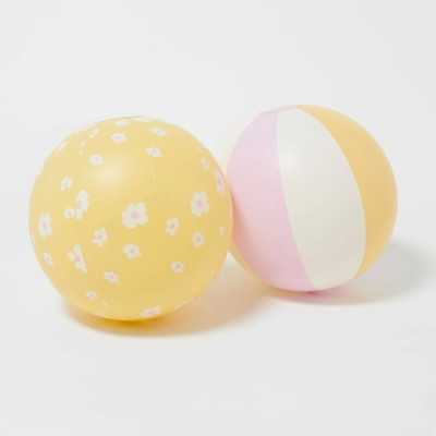 LOT DE 2 BALLONS GONFLABLES...