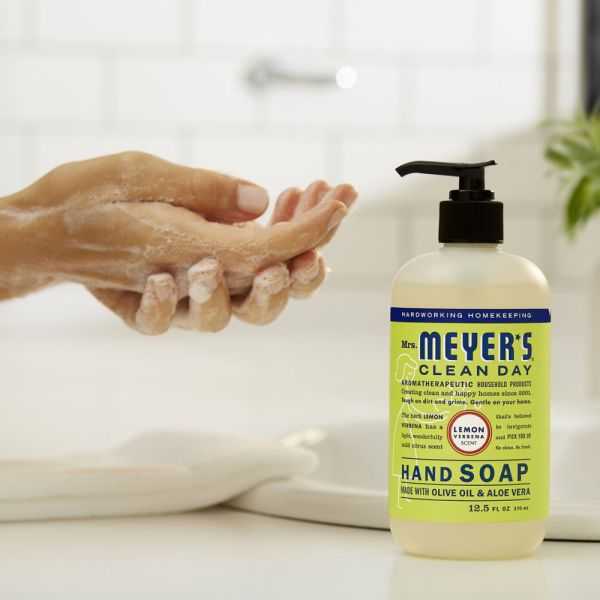 LIQUID HAND SOAP BASIL SCENT 370 ML