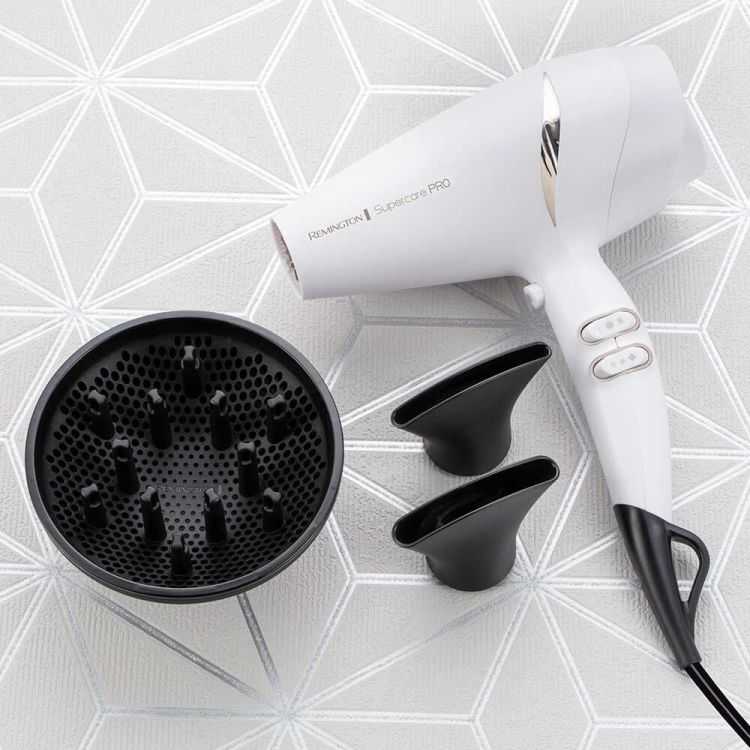 SECHE CHEVEUX AVEC DIFFUSEUR FONCTION IONIQUE AC7200W BLANC