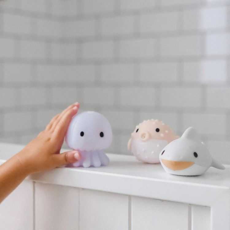 ANIMAUX SOUS MARINS POUR LE BAIN