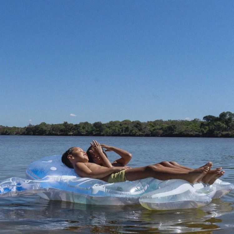 MATELAS GONFLABLE BRUGER BOY THE SEA 156CM