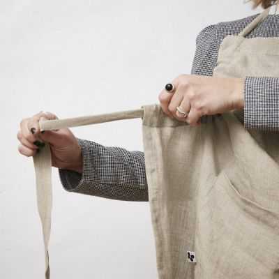 TABLIER AJUSTABLE SOLINE 70 X 85 CM LIN LAVE SABLE 2
