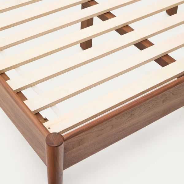ELAN BED 160 X 200 CM WALNUT AND ROPE FINISH
