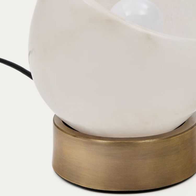 LAMPE DE TABLE SHENLI ALBATRE ET LAITON