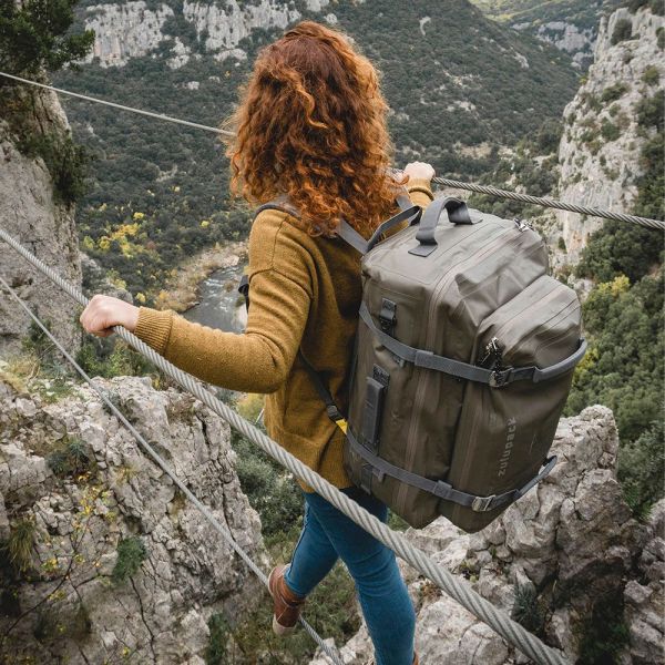 SAC CABINE ETANCHE ANTIPODE 45 L GRIS