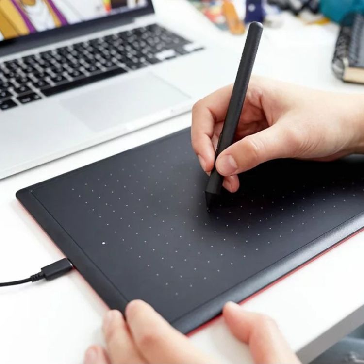 TABLETTE MULTIMEDIA ONE MEDIUM NOIR